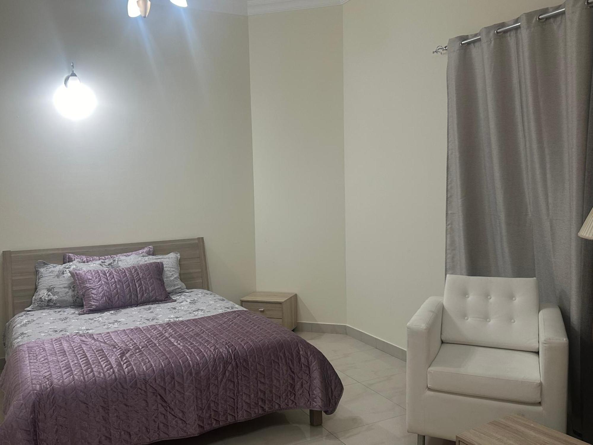 Homestay In King Bed Master For Girls Or Family *